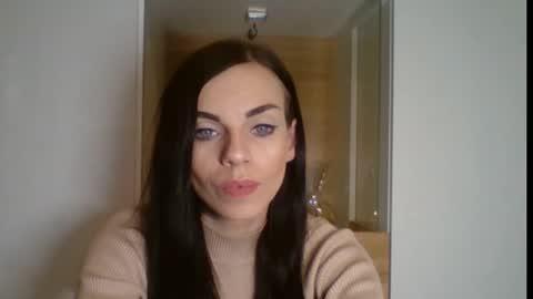 Snapshot of cassiexqueen chatting on 12/04/25, 07:44 Cassie online show from 12/04/25, 07:44