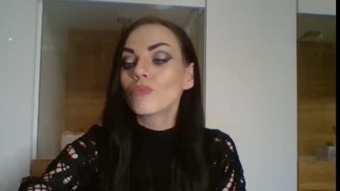 Snapshot of cassiexqueen chatting on 12/20/25, 07:21 Cassie online show from 12/20/25, 07:21