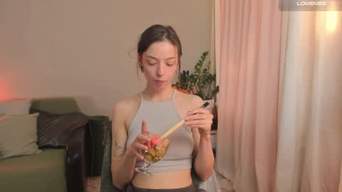  cassandra  online show from 12/29/24, 10:34