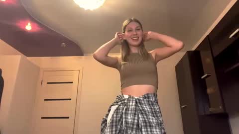 Kate online show from 03/27/26, 02:17