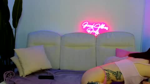 Snapshot of cassy_foxy chatting on 04/20/26, 06:05 cassy_foxy online show from 04/20/26, 06:05