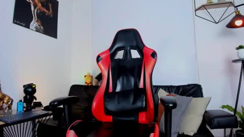 Snapshot of casticatheking chatting on 01/14/25, 10:34 Matheo Brown online show from 01/14/25, 10:34