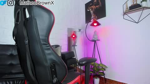 Snapshot of casticatheking chatting on 10/06/25, 11:02 Matheo Brown online show from 10/06/25, 11:02