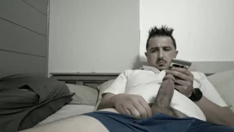 Snapshot of castortroyyyyy chatting on 12/29/24, 04:48 Castor troyyyyy online show from 12/29/24, 04:48