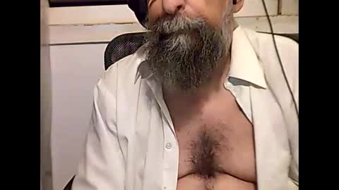 Snapshot of casual53 chatting on 10/13/25, 02:44 casual53 online show from 10/13/25, 02:44