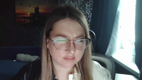 Snapshot of casual__vibes chatting on 04/08/26, 12:38 casual__vibes online show from 04/08/26, 12:38