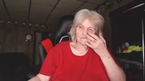 Snapshot of cat9paw chatting on 01/11/25, 08:54 cat online show from 01/11/25, 08:54