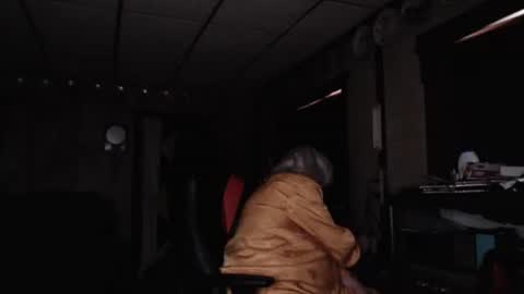 Snapshot of cat9paw chatting on 02/08/25, 07:38 cat online show from 02/08/25, 07:38