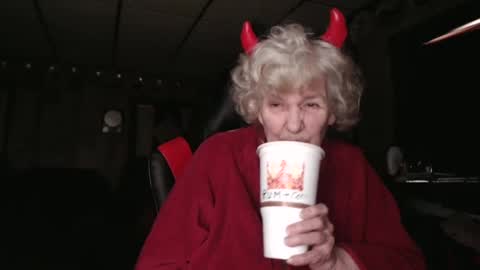 Snapshot of cat9paw chatting on 02/17/25, 05:21 cat online show from 02/17/25, 05:21