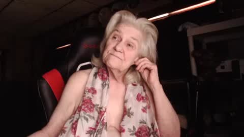 Snapshot of cat9paw chatting on 02/26/25, 05:17 cat online show from 02/26/25, 05:17