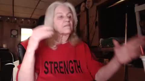 Snapshot of cat9paw chatting on 09/14/25, 07:02 cat online show from 09/14/25, 07:02