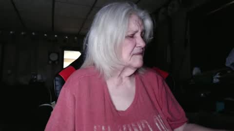 Snapshot of cat9paw chatting on 09/25/25, 04:21 cat online show from 09/25/25, 04:21