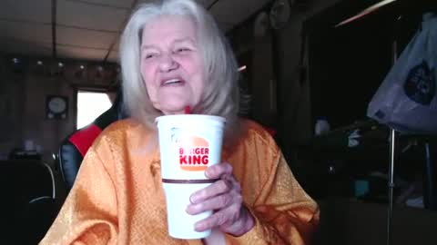 Snapshot of cat9paw chatting on 09/27/25, 04:56 cat online show from 09/27/25, 04:56