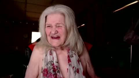 Snapshot of cat9paw chatting on 09/28/25, 03:17 cat online show from 09/28/25, 03:17