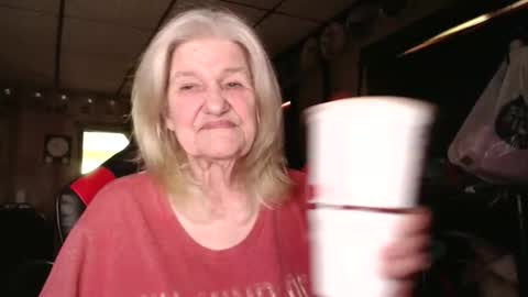 Snapshot of cat9paw chatting on 10/01/25, 04:35 cat online show from 10/01/25, 04:35