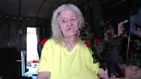 Snapshot of cat9paw chatting on 10/20/25, 06:08 cat online show from 10/20/25, 06:08