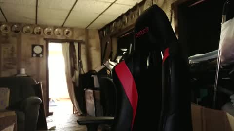 Snapshot of cat9paw chatting on 10/24/25, 04:25 cat online show from 10/24/25, 04:25