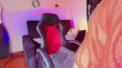 Karol  online show from 07/12/26, 04:42
