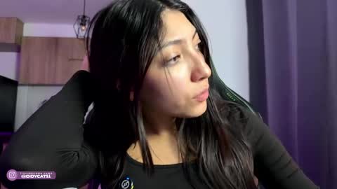 Snapshot of cat_didy chatting on 05/19/26, 05:47 Didy online show from 05/19/26, 05:47