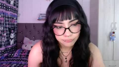 Mila online show from 03/12/26, 05:24