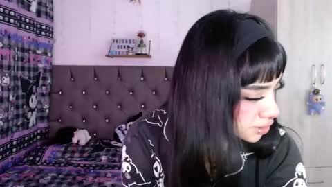 Mila online show from 03/28/26, 07:08