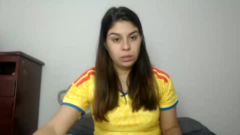 Snapshot of cata_09 chatting on 06/17/26, 05:03 cata online show from 06/17/26, 05:03