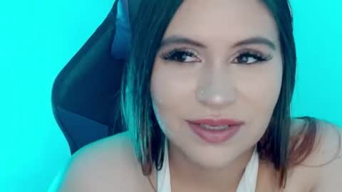 Snapshot of cata__gutierrez_ chatting on 07/17/26, 04:30 Cata online show from 07/17/26, 04:30