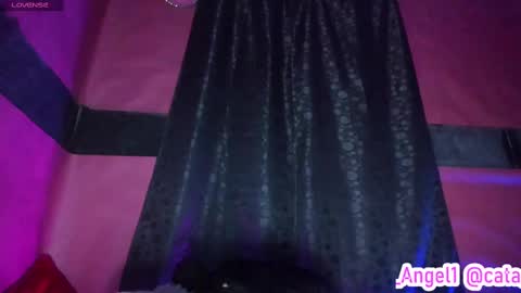 Snapshot of cata_angel1 chatting on 09/15/25, 10:43 Cata Angel online show from 09/15/25, 10:43