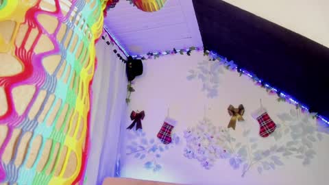 Cata green model independient online show from 12/21/24, 12:09