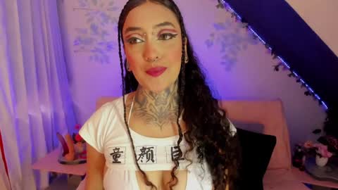 Cata green model independient online show from 01/11/25, 10:07