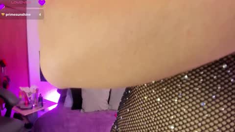 Cata green model independient online show from 11/10/25, 08:52