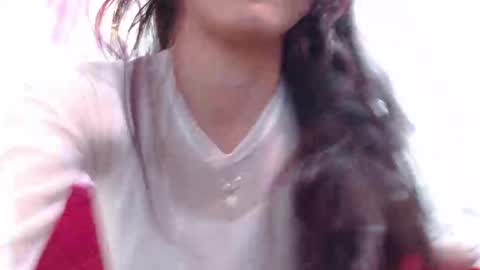 Snapshot of cata_robets chatting on 01/01/25, 01:04 cata online show from 01/01/25, 01:04