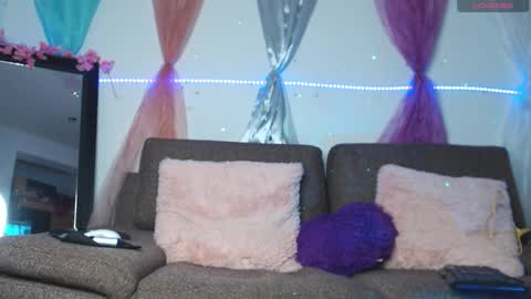 Snapshot of cata_robets chatting on 09/09/25, 02:22 cata online show from 09/09/25, 02:22
