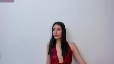 Snapshot of catalella_0 chatting on 09/18/25, 10:23 Catalella online show from 09/18/25, 10:23