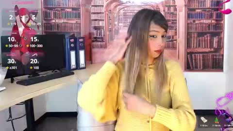 Queen Catalella online show from 11/25/25, 03:17