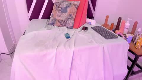 Snapshot of cataleya_bianchi chatting on 04/24/26, 05:43 Cataleya online show from 04/24/26, 05:43