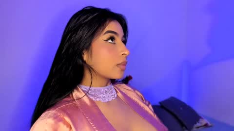 Snapshot of cataleya_cast chatting on 01/19/25, 10:17 Cataleya online show from 01/19/25, 10:17