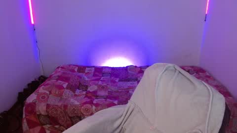Fabi online show from 10/10/25, 02:21
