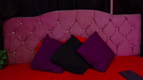 Snapshot of cataleya_divine chatting on 07/03/26, 12:00 Cata Prins online show from 07/03/26, 12:00
