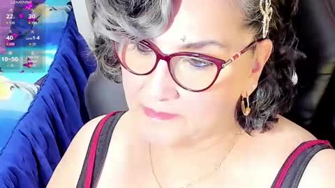 cataleya  online show from 10/06/25, 03:37
