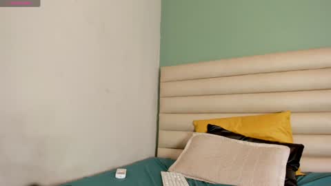 cataleya smith20 online show from 01/22/25, 01:42