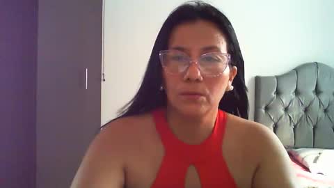 catalina2408 online show from 01/15/25, 02:46