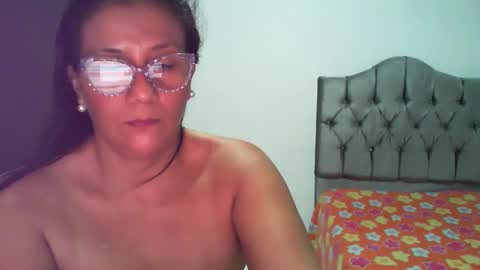 catalina2408 online show from 02/21/25, 10:37