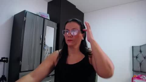 catalina2408 online show from 02/26/25, 01:19