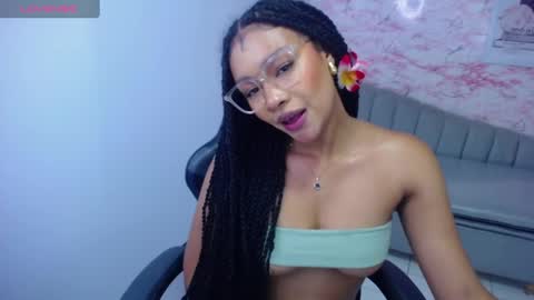 Snapshot of catalina25_t chatting on 02/13/25, 01:48 catalina25_t online show from 02/13/25, 01:48