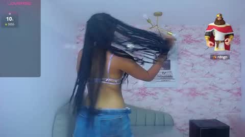 Snapshot of catalina25_t chatting on 03/02/25, 02:54 catalina25_t online show from 03/02/25, 02:54