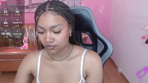 Snapshot of catalina25_t chatting on 12/15/25, 07:51 catalina25_t online show from 12/15/25, 07:51