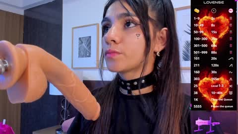 Snapshot of catalina_whore chatting on 12/04/24, 01:58 Catalina online show from 12/04/24, 01:58