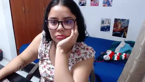 catalinaa_lovee online show from 09/16/25, 12:55