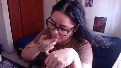 catalinaa_lovee online show from 09/25/25, 06:44